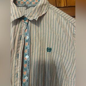 Women’s Cinch Button Up